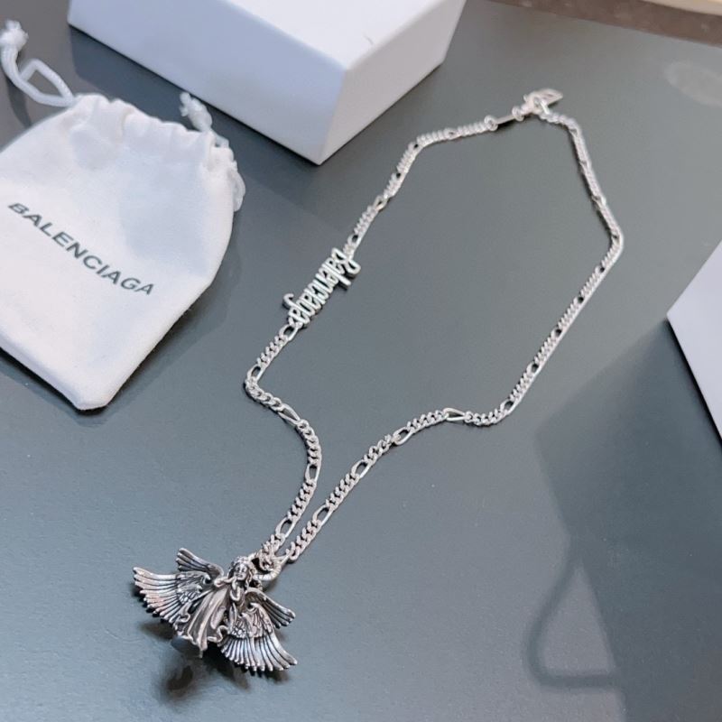 Balenciaga Necklaces - Click Image to Close